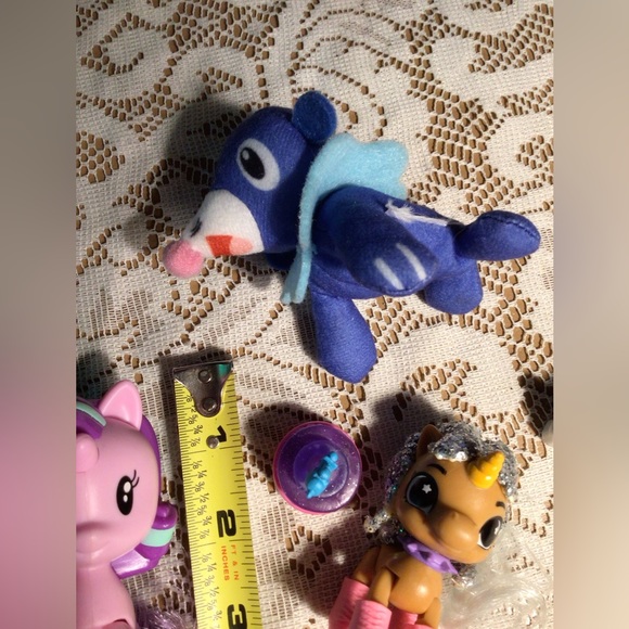 LITTLE PONNYS - Picture 3 of 7